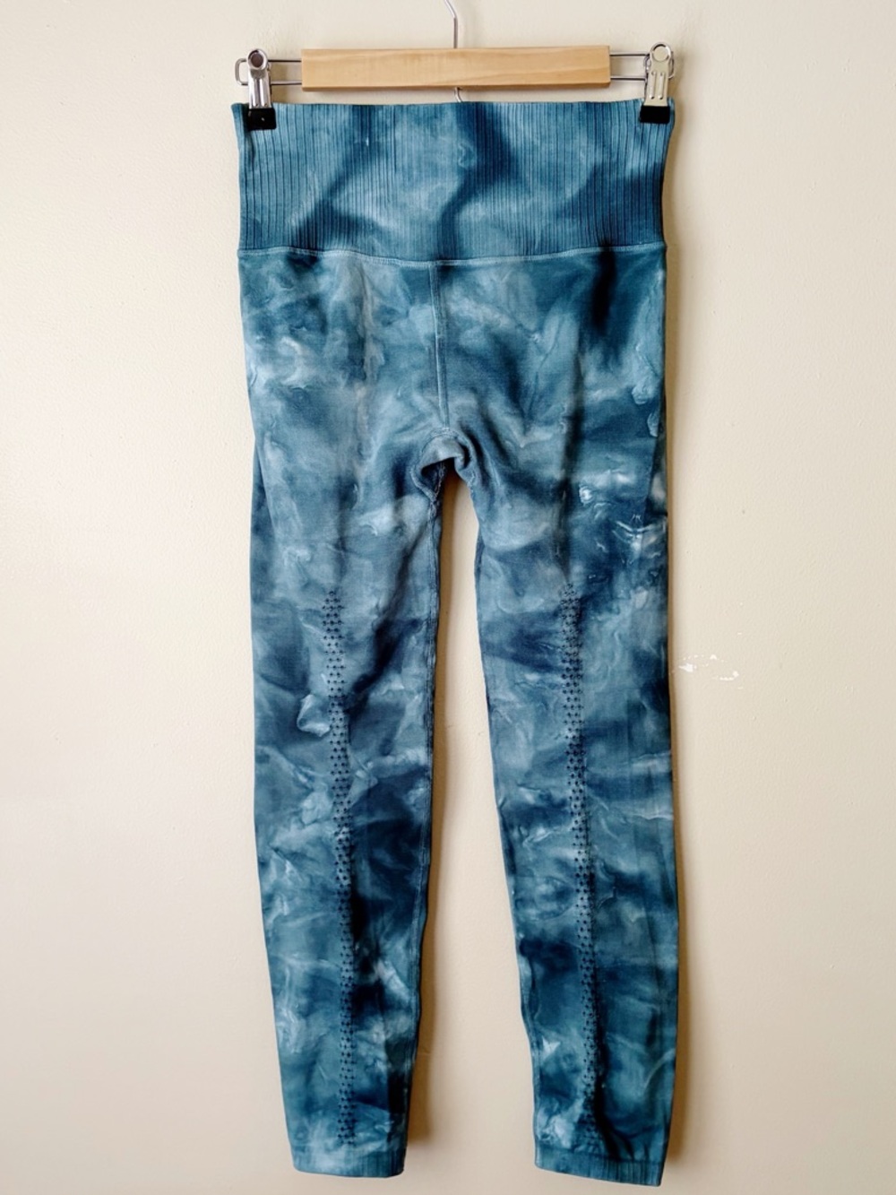 FP Movement | Good Karma Tie Dye Leggings Athleisure Activewear Ozark Mist M/L - Picture 6 of 8